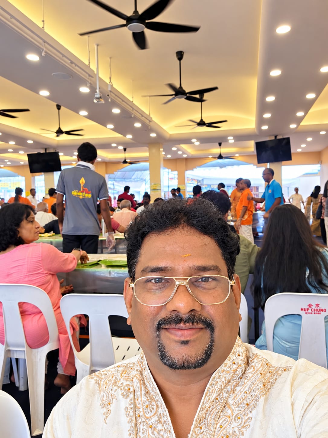 Annadanam – Sri Srinivasa Perumal Temple, Singapore